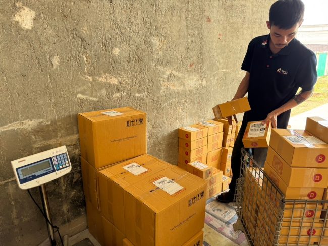 LINE_ALBUM_161167_241116_23